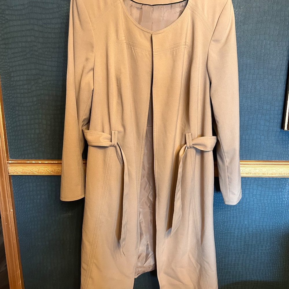 Calvin Klein wrap trench summer coat. NEW!  Wear as you dare 18w
